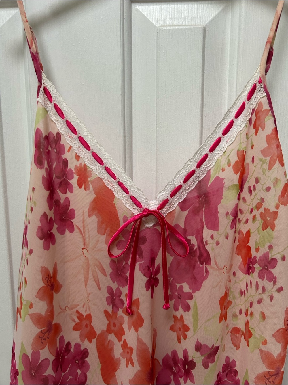 Jones New York Floral Lace-Trim Chemise in Pink and Orange,XL. Adjustable straps
